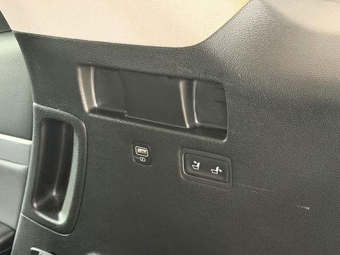 Used 2022 Hyundai Palisade SEL w/ 8P Bench Seat Package FWD image 38