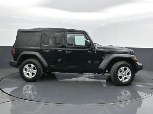 Certified 2022 Jeep Wrangler Unlimited Sport image 8