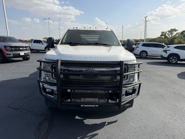 Used 2017 Ford F350 XLT w/ XLT Value Package AWD/4WD image 2