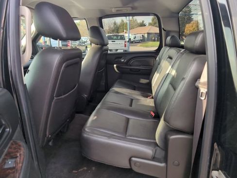 Used 2013 GMC Sierra 3500 Denali image 11
