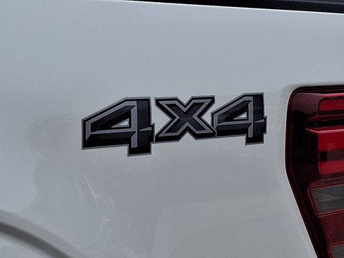 Certified 2025 Ford F150 Platinum AWD/4WD image 32