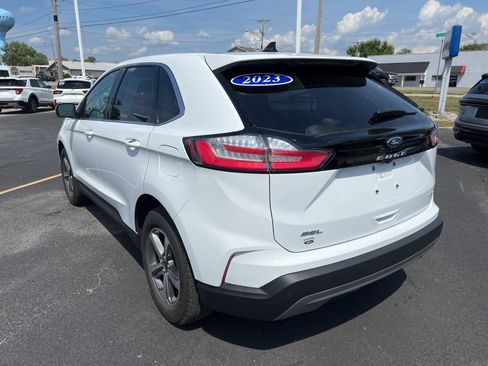 Used 2023 Ford Edge SEL w/ Convenience Package image 7