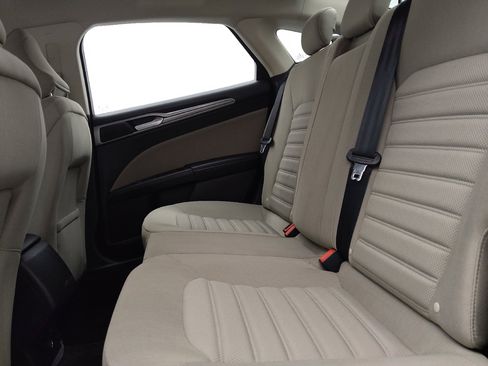 Used 2018 Ford Fusion S image 18