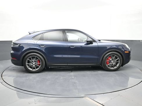 New 2025 Porsche Cayenne S AWD/4WD image 25