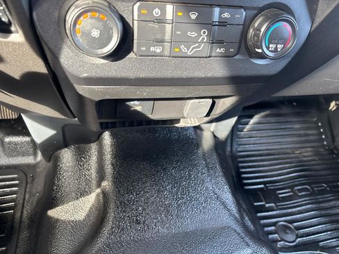 Used 2022 Ford F250 XL w/ Power Equipment Group image 23