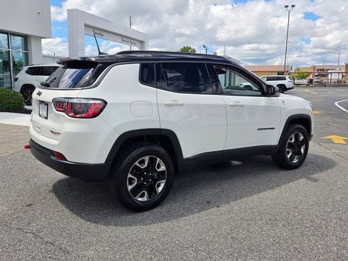 Used 2017 Jeep Compass Trailhawk w/ Leather Interior Group AWD/4WD image 14