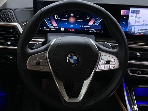 Certified 2023 BMW X7 xDrive40i w/ Executive Package image 17