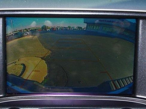 Used 2018 GMC Sierra 1500 SLE w/ SLE Value Package image 17