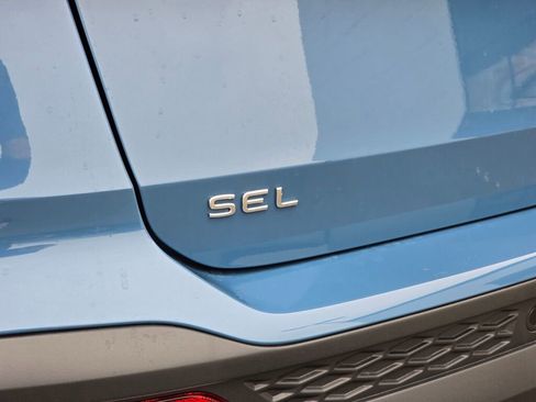 New 2025 Volkswagen Taos SEL image 14