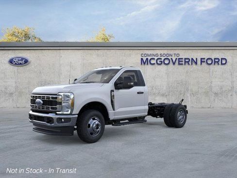 New 2026 Ford F350 XL w/ XL Chrome Package AWD/4WD image 2