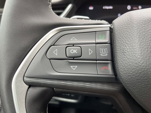 New 2025 Jeep Grand Cherokee L Altitude image 28