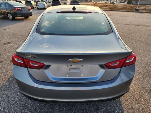 Used 2023 Chevrolet Malibu LS image 5