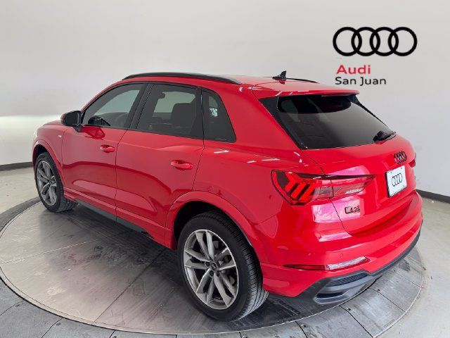Certified 2025 Audi Q3 2.0T Premium w/ Black Optic Sport Package AWD/4WD image 37