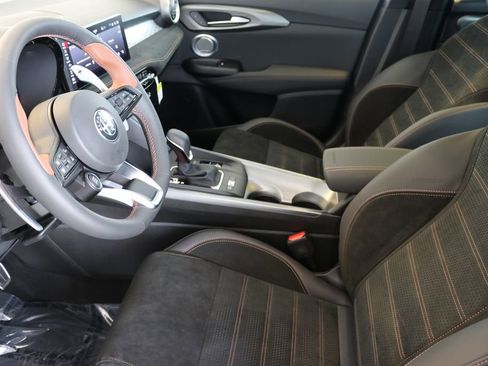 New 2025 Alfa Romeo Tonale image 19