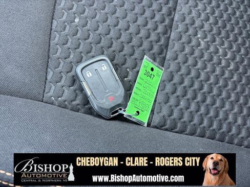 Used 2021 GMC Terrain SLE image 16