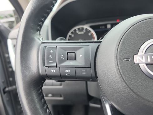 Used 2023 Nissan Rogue SL w/ SL Premium Package FWD image 22