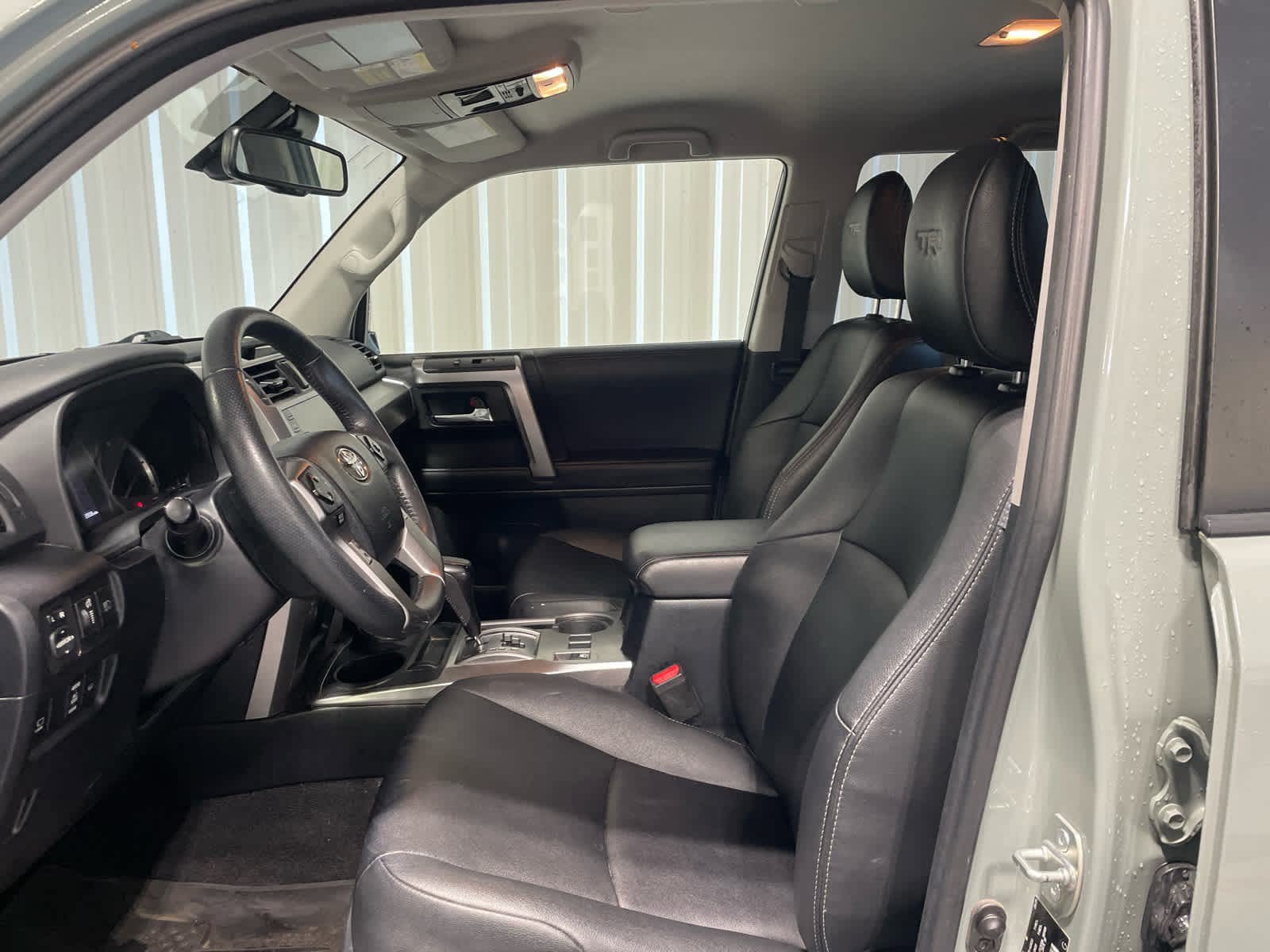 Used 2022 Toyota 4Runner TRD Sport w/ Technology Package AWD/4WD image 6
