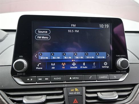 Used 2024 Nissan Altima 2.5 SV image 25