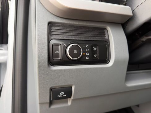 New 2026 Ford F250 XLT w/ FX4 Off-Road Package image 40