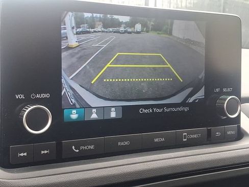 Certified 2023 Honda Accord LX image 17