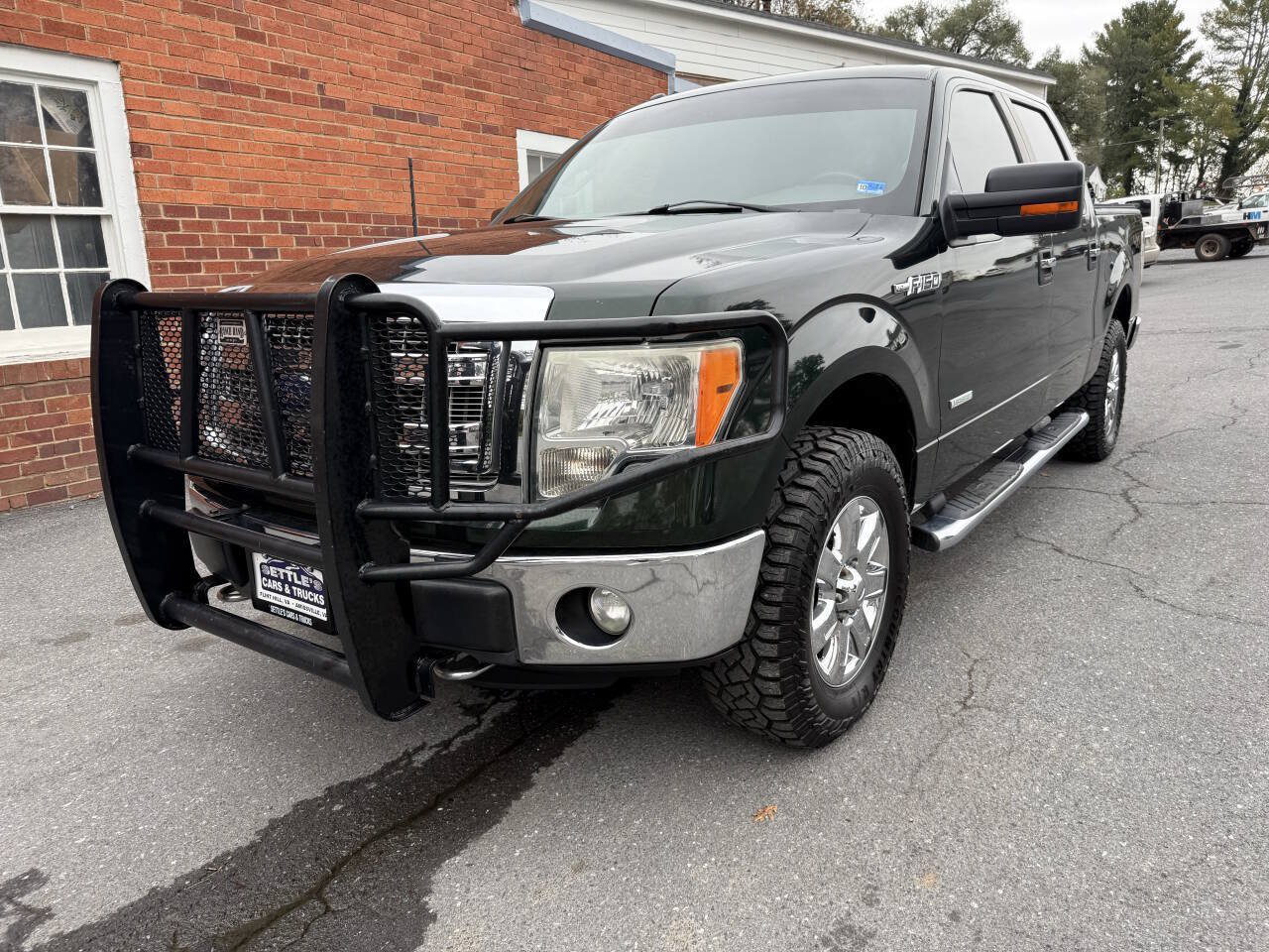 Used 2013 Ford F150 XLT w/ XLT Chrome Pkg AWD/4WD image 2