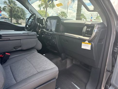 Used 2025 Ford F150 XL w/ Equipment Group 103A High RWD image 18