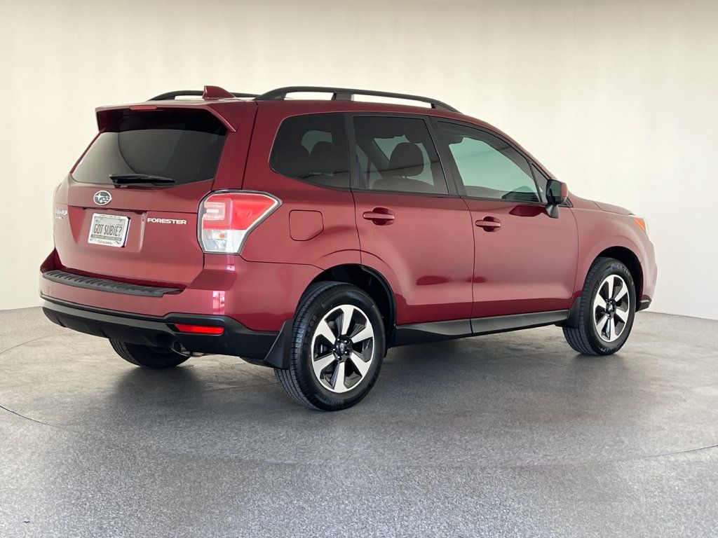 Used 2018 Subaru Forester 2.5i Premium AWD/4WD image 3