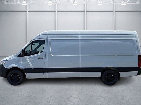 New 2025 Mercedes-Benz Sprinter 2500 image 4