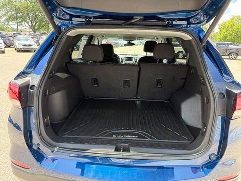 Used 2023 Chevrolet Equinox LT AWD/4WD image 17