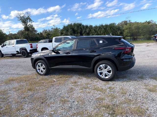 New 2026 Chevrolet Trax LS w/ Driver Confidence Package FWD image 4