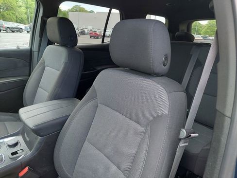 Used 2023 Chevrolet Traverse LT w/ LPO, Floor Liner Package image 21