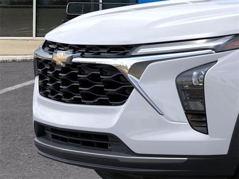 New 2026 Chevrolet Trax LT w/ LT Convenience Package image 13