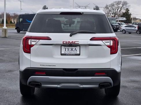 Used 2023 GMC Acadia SLT image 14