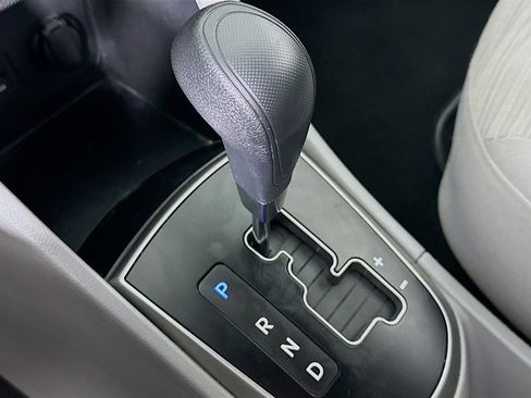 Used 2016 Hyundai Accent SE FWD image 23