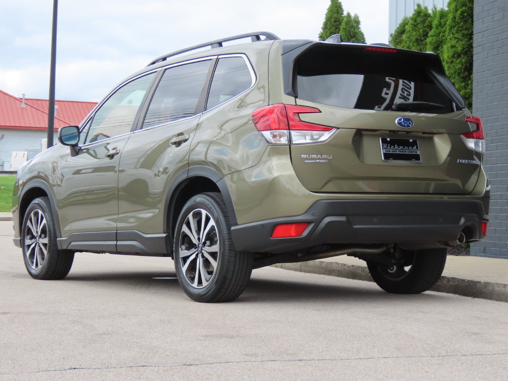 Used 2024 Subaru Forester Limited AWD/4WD image 10