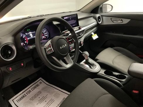 Used 2024 Kia Forte LXS FWD image 13