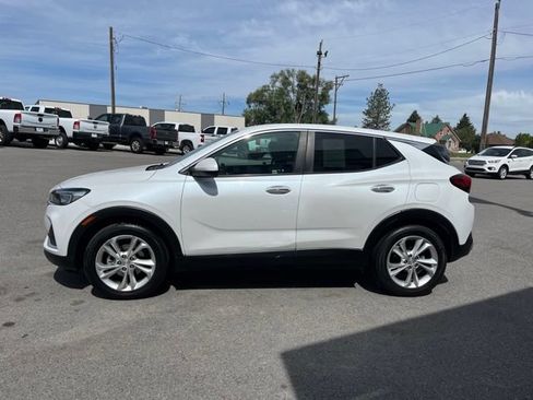 Used 2020 Buick Encore GX Preferred w/ Cold Weather Comfort Package FWD image 8