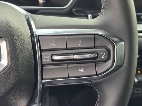 New 2026 GMC Canyon Elevation w/ Convenience Package image 25