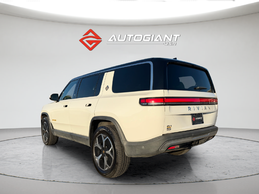 Used 2023 Rivian R1S Adventure Quad AWD/4WD image 4