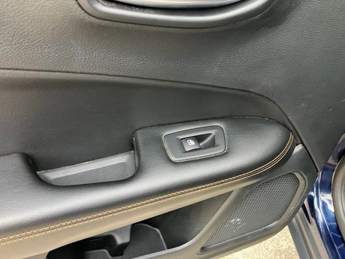 Used 2020 Jeep Compass Limited image 10