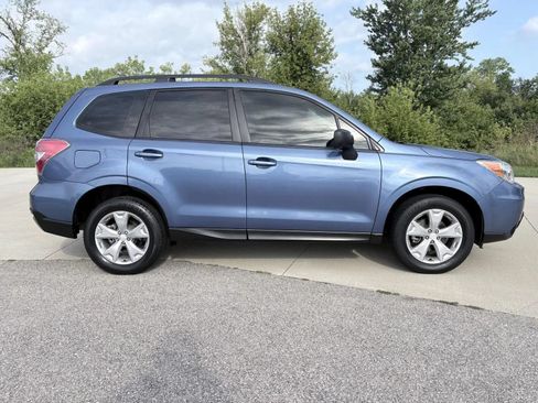 Used 2015 Subaru Forester 2.5i w/ Alloy Wheel Package AWD/4WD image 4
