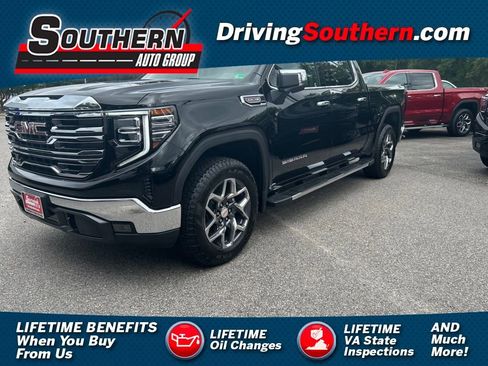 New 2026 GMC Sierra 1500 SLT w/ SLT Premium Package AWD/4WD image 1