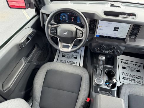Used 2025 Ford Bronco Big Bend AWD/4WD image 14