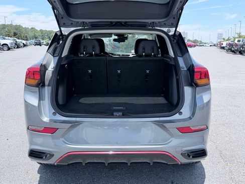 Used 2021 Buick Encore GX Preferred w/ Sport Touring Package FWD image 9