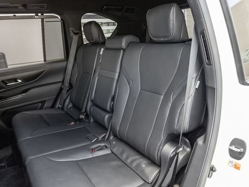 New 2026 Lexus LX 700h Luxury AWD/4WD image 8