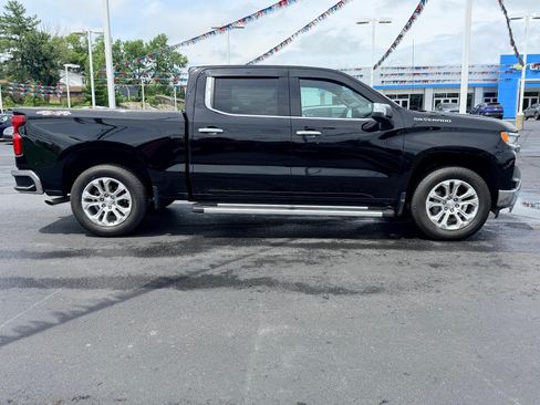 Used 2023 Chevrolet Silverado 1500 LTZ w/ LTZ Convenience Package II AWD/4WD image 4
