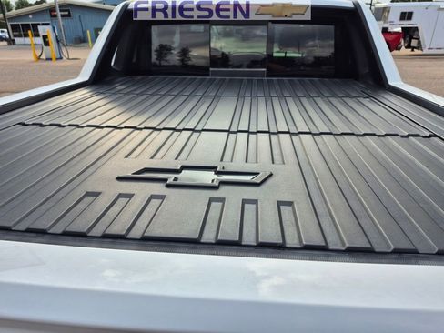 Used 2018 Chevrolet Silverado 1500 High Country w/ High Desert Package image 5