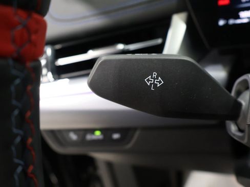 Used 2025 BMW X1 M35i w/ Premium Package image 34