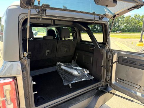 Used 2022 Ford Bronco Wildtrak image 5