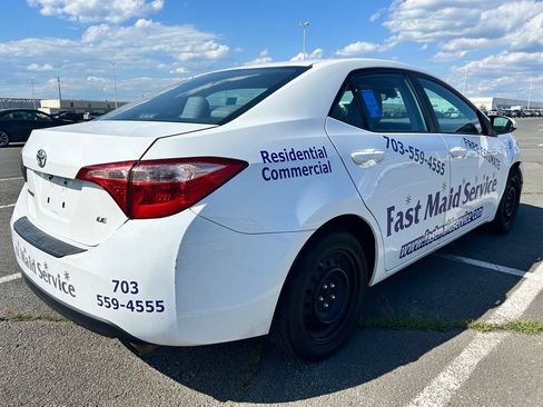 Used 2019 Toyota Corolla LE FWD image 2